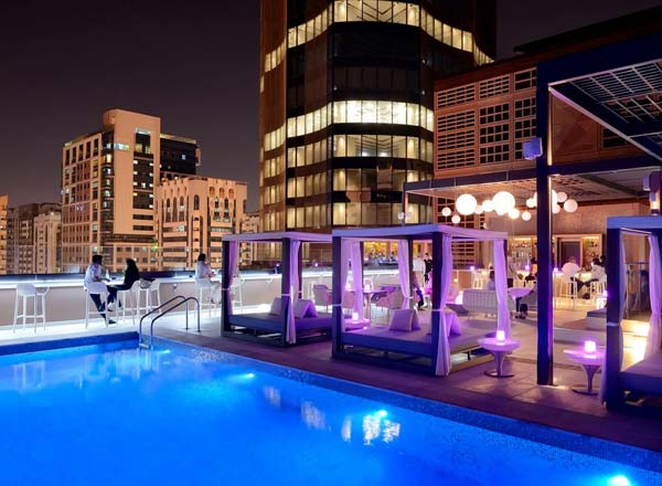 Rooftop bar Up & Below in Abu Dhabi