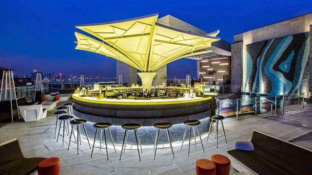 Rooftop bar PURE Lounge in Doha