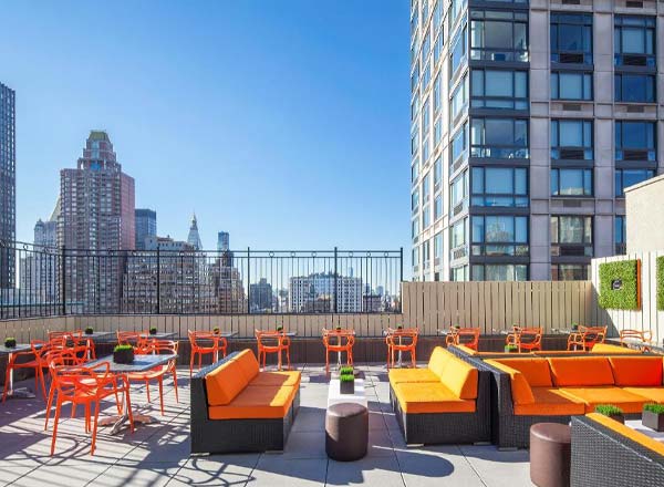 Rooftop bar Cloud Social Rooftop Bar in NYC