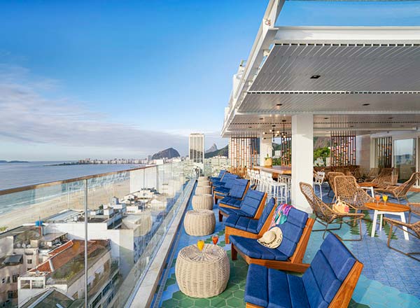 Rooftop bar SKY LEME Rooftop & Lounge in Rio de Janeiro