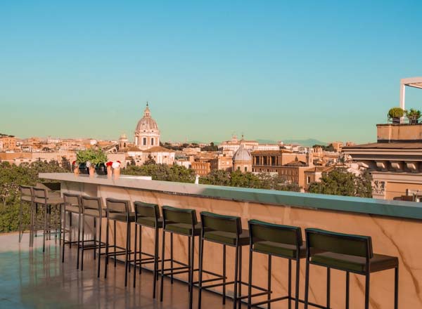 Rooftop bar Alto in Rome