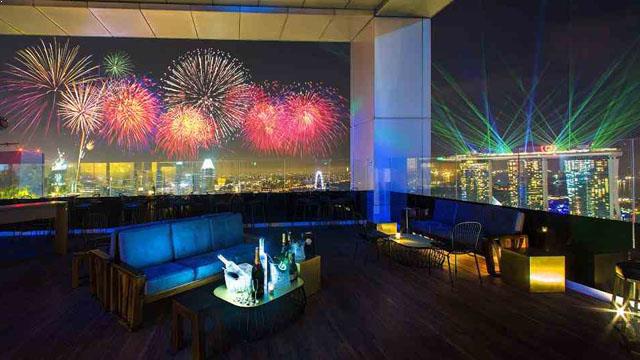Rooftop bar Empire Lounge in Singapore
