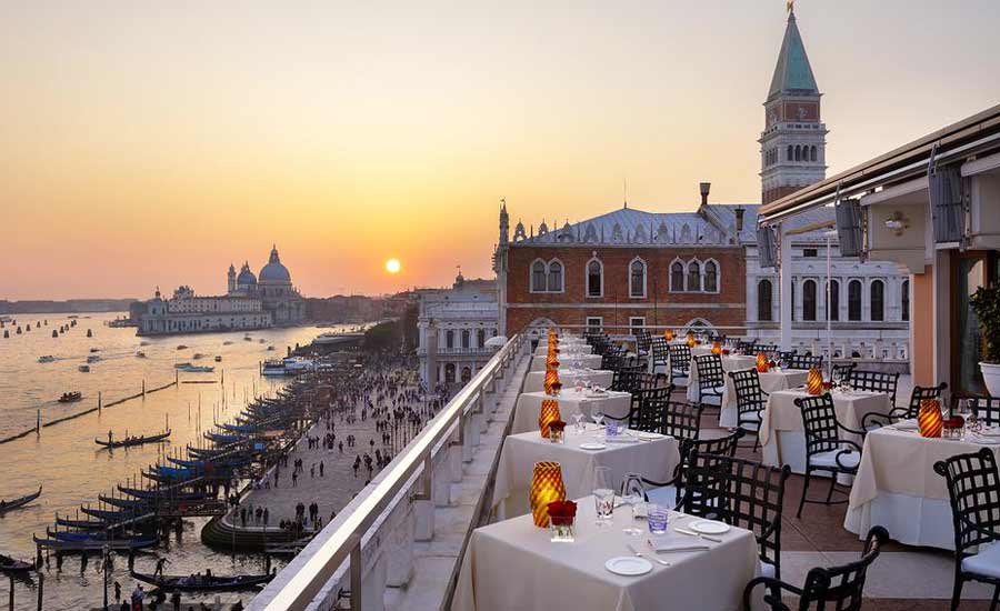 Romantic rooftop restaurant - Restaurant Terrazza Danieli