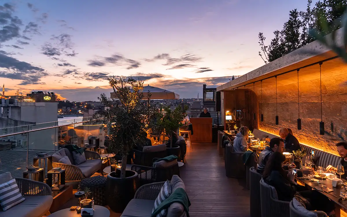 Rooftop Bar Istanbul