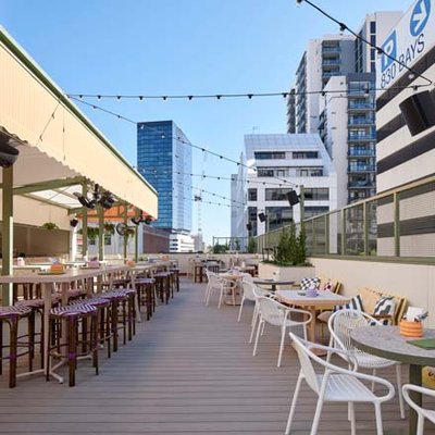 Lil’s Rooftop & Bar
