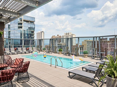 Rooftop pools Chicago