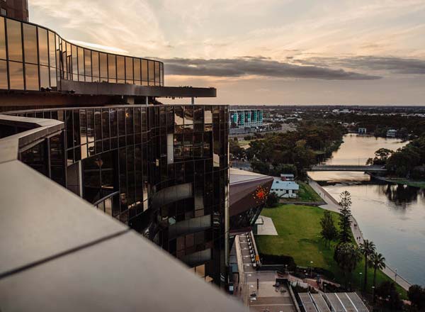 Rooftop bar Sôl Rooftop Bar & Restaurant in Adelaide
