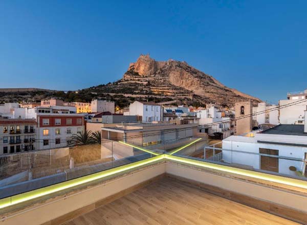 Rooftop bar Highbar Rooftop Bar in Alicante