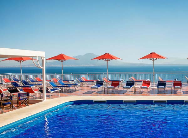 Rooftop bar The Pool Bar at Hotel Minerva in Amalfi Coast