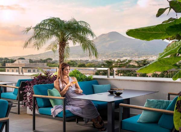 Rooftop bar The Roof at Habita79 Pompeii in Amalfi Coast