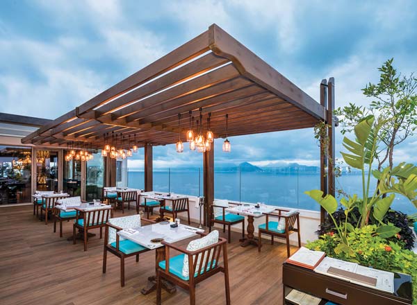 Rooftop bar Asmani Restaurant in Antalya
