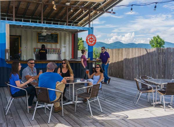 Rooftop bar Highland Brewing Company in Asheville