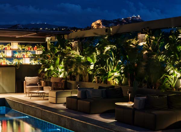 Rooftop bar 10 Urban Roof in Athens