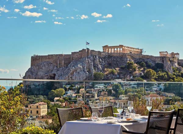 Rooftop bar Metropolis Roof Garden in Athens