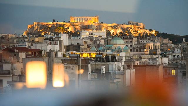 Rooftop bar Hotel Novotel Athenes in Athens