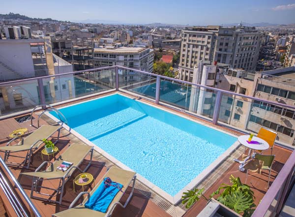 Rooftop bar VIEWS Rooftop Bar Novus City Hotel in Athens