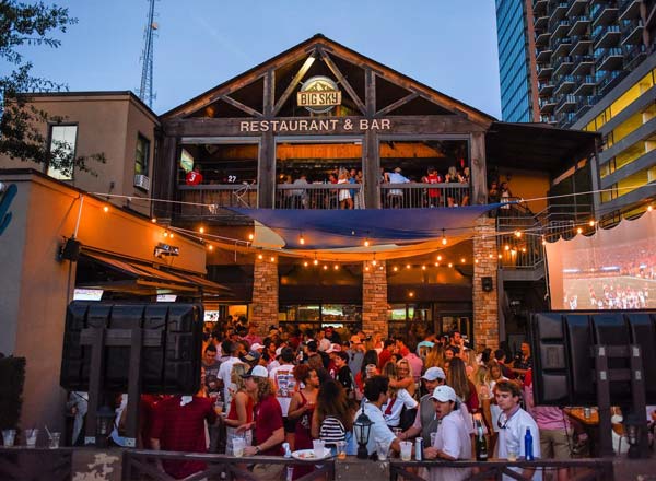 Rooftop bar Big Sky Buckhead in Atlanta