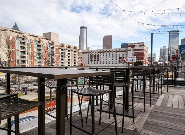 Rooftop bar STATS Brewpub in Atlanta
