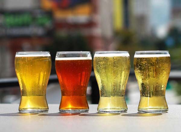 Rooftop bar STATS Brewpub in Atlanta