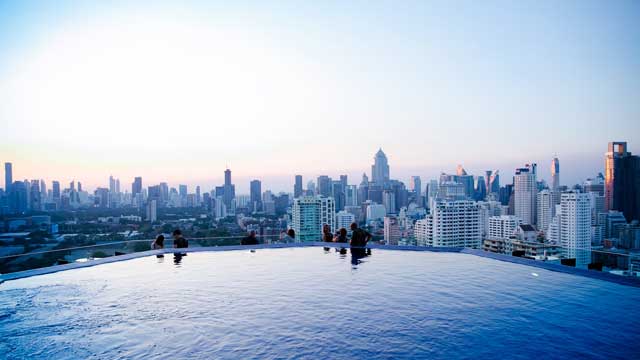 Rooftop bar Long Table in Bangkok