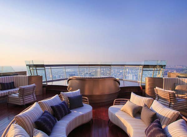 Rooftop bar Alfresco 64 - A Chivas Bar in Bangkok