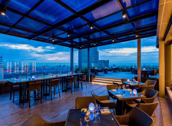 Blue Sky - Rooftop bar in Bangkok | The Rooftop Guide