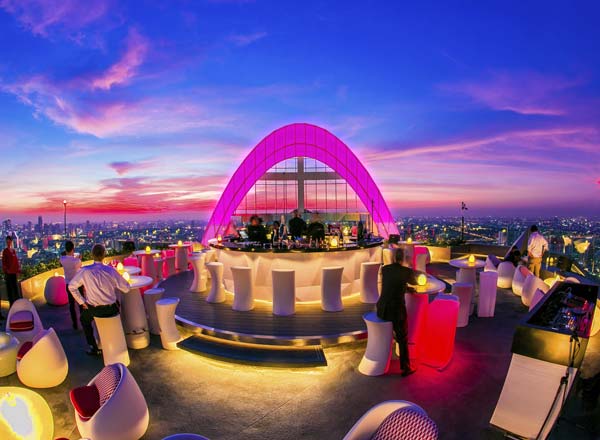 Rooftop bar CRU Champagne Bar in Bangkok