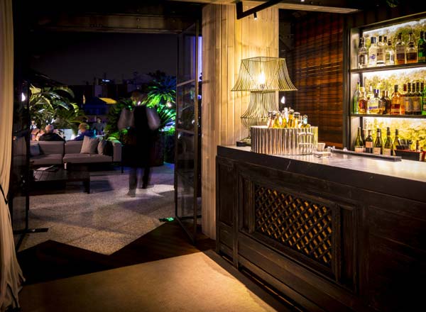 Bar en la azotea La Terraza del Claris en Barcelona