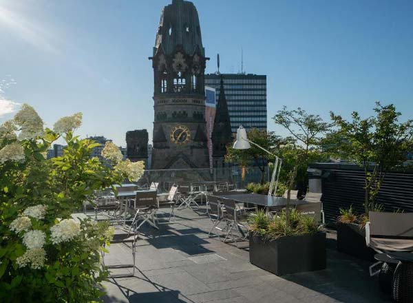 Rooftop bar Cloud One Bar Berlin-Upper West in Berlin