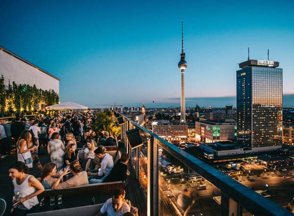Rooftop bar House of Weekend in Berlin