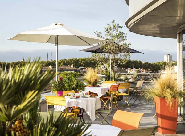 Rooftop bar Sun 7 by MCM in Bordeaux