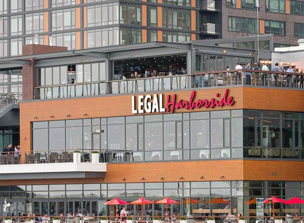 Rooftop bar Legal Harborside in Boston