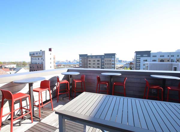 Rooftop bar TopDeck at Cunard Tavern in Boston