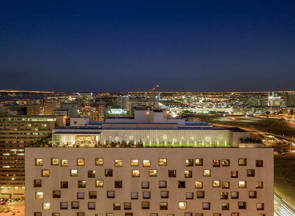 Rooftop bar Bar 16 at B Hotel Brasília in Brasília