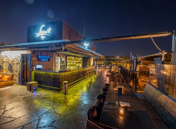 Rooftop bar Santé Lago in Brasília