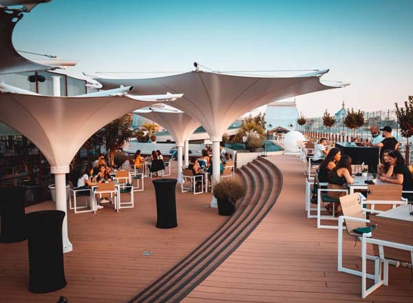 Rooftop bar Aria TNB in Bucharest