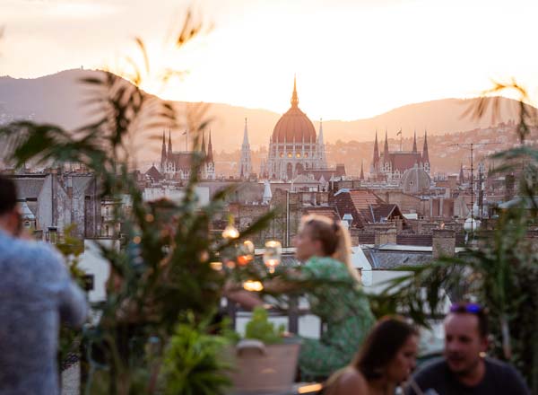 pullman hotel budapest rooftop bar