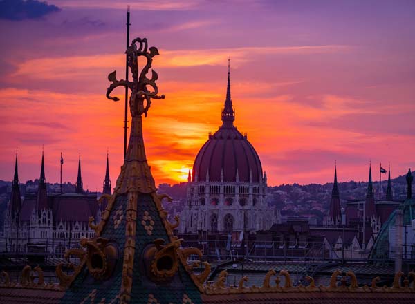 Bar en la azotea Restaurante Intermezzo y terraza en la azotea en Budapest