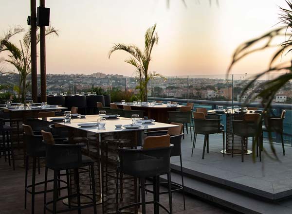 Rooftop bar Sachi Park St in Cairo