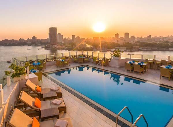 Rooftop bar The Rooftop at Kempinski Nile Hotel in Cairo