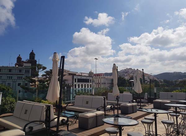 Rooftop bar La Azotea de Benito Cocktail Bar in Canary Islands (Gran Canaria)