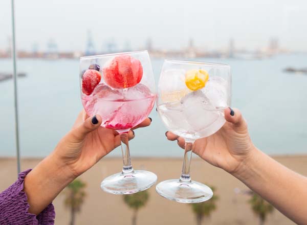 Rooftop bar TAJ Rooftop & Lounge in Canary Islands (Gran Canaria)