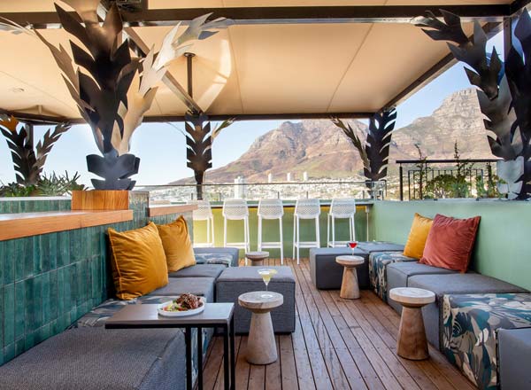 Mountain Club Rooftop Bistro at Cloud 9 - Rooftop bar in Cape Town | The  Rooftop Guide