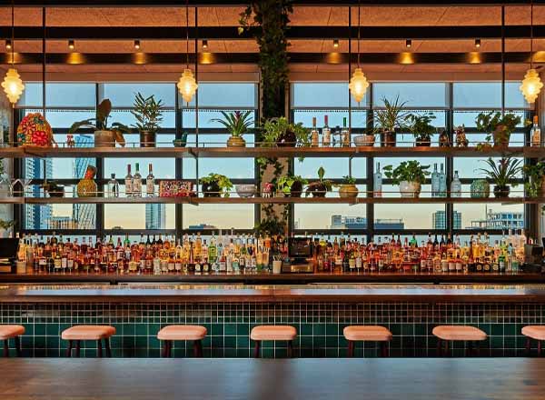 Rooftop bar Cabra in Chicago
