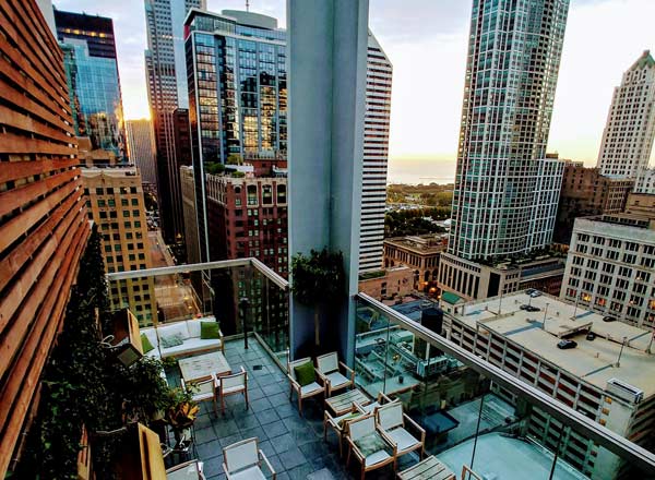 ROOF on theWit - Rooftop bar in Chicago | Rooftop Guide