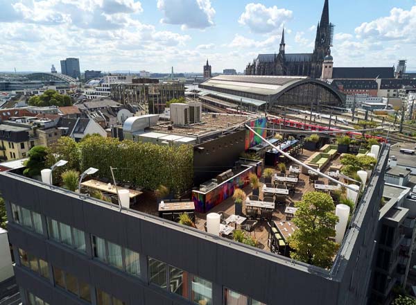 Rooftop bar Sky Lounge Savoy in Cologne