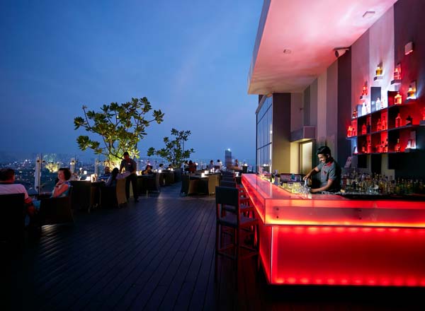 Rooftop bar Cloud Red at Cinnamon Red in Colombo