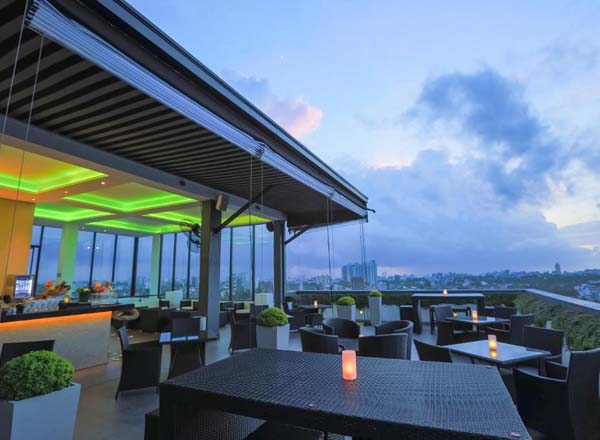 Rooftop bar Vu Resto-Bar in Colombo