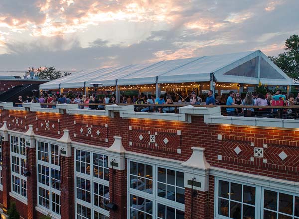 Rooftop bar Budd Dairy Food Hall in Columbus