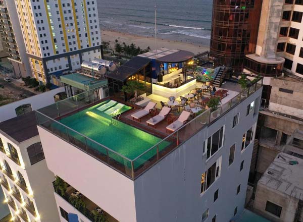Rooftop bar Marine Sky Bar in Da Nang